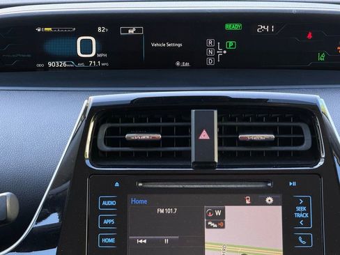 Used 2017 Toyota Prius Prime Plus image 14