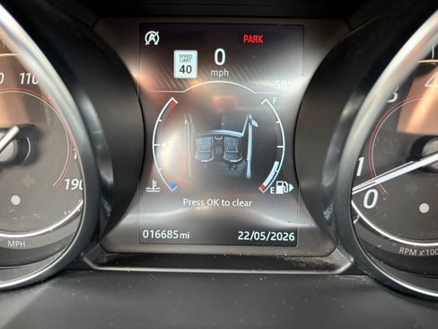 Used 2019 Jaguar F-TYPE Convertible RWD image 8
