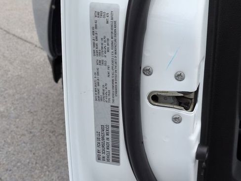 Used 2024 RAM 2500 Big Horn image 39