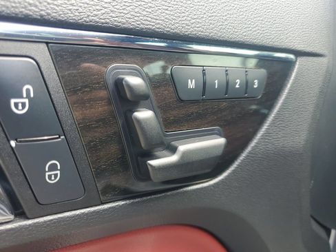 Used 2012 Mercedes-Benz E 350 Cabriolet image 23