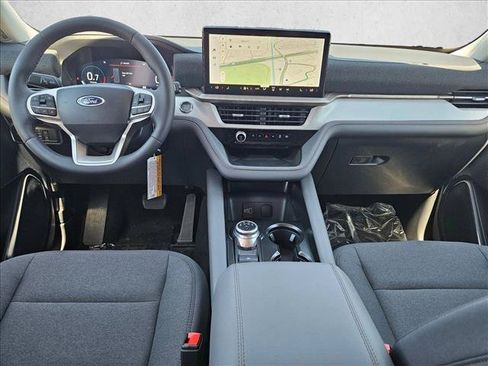New 2026 Ford Explorer Active RWD image 15
