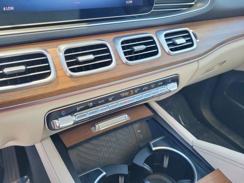 Certified 2026 Mercedes-Benz GLE 450 4MATIC image 18