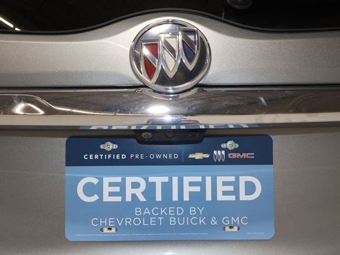 Used 2024 Buick Enclave Premium image 37