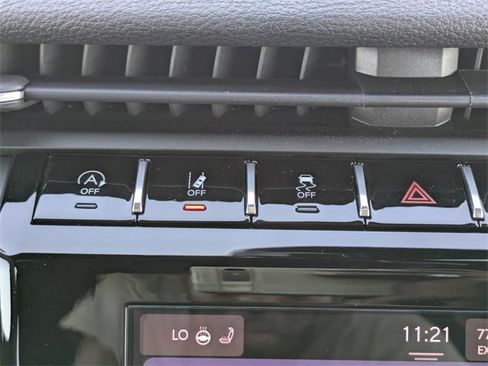 New 2025 Jeep Grand Cherokee L Altitude image 22