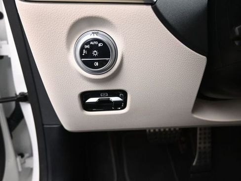 Used 2024 Mercedes-Benz CLE 300 4MATIC Coupe image 16