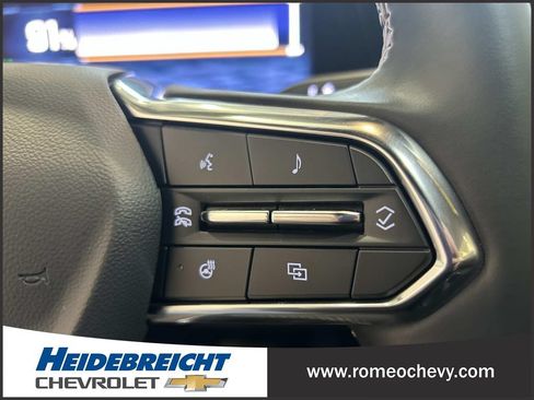 Used 2024 Chevrolet Equinox EV LT FWD image 20