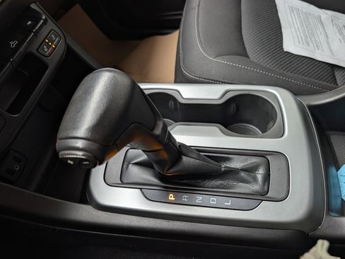 Used 2020 Chevrolet Colorado LT w/ Redline Special Edition image 31