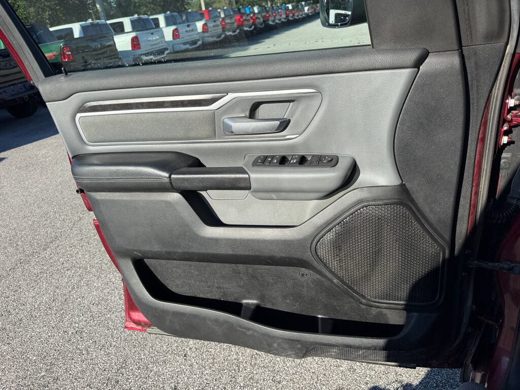 Used 2021 RAM 1500 Big Horn AWD/4WD image 17