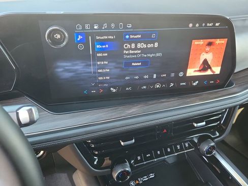 Used 2025 Chevrolet Tahoe LT image 27