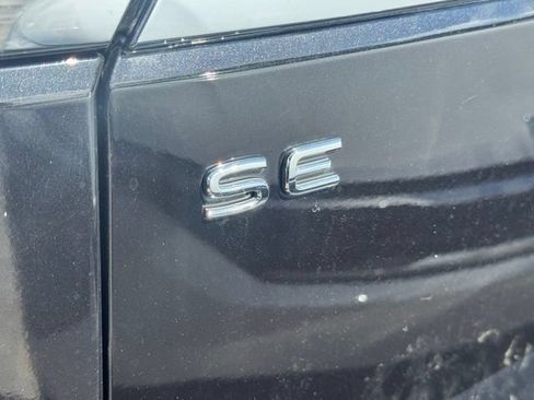 Used 2022 Volkswagen Atlas SE FWD image 5