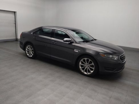 Used 2018 Ford Taurus Limited image 11
