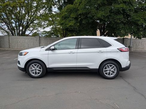 Used 2023 Ford Edge SEL AWD/4WD image 6