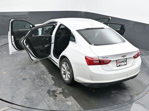 Used 2025 Chevrolet Malibu LT image 63