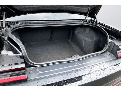 Used 2019 Dodge Challenger SXT w/ Blacktop Package RWD image 27