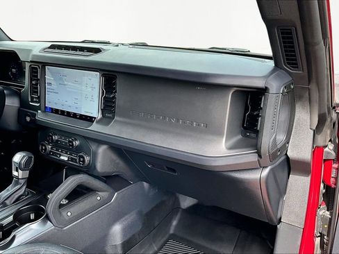 Certified 2025 Ford Bronco Badlands AWD/4WD image 15