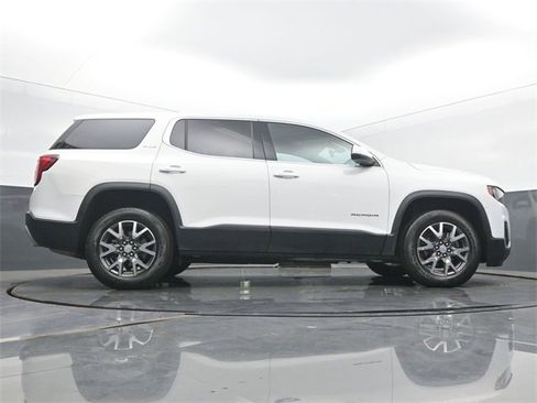 Used 2023 GMC Acadia SLE image 54