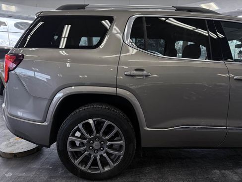 Used 2023 GMC Acadia Denali w/ Denali Ultimate Package image 8