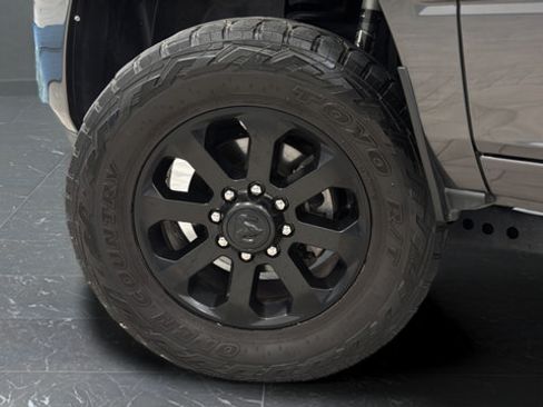 Used 2022 RAM 2500 Big Horn w/ Night Edition AWD/4WD image 37
