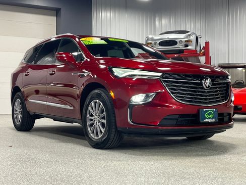 Certified 2024 Buick Enclave Premium image 7