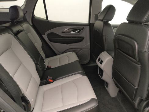 Used 2024 GMC Terrain SLT w/ Fleet Convenience Package AWD/4WD image 19