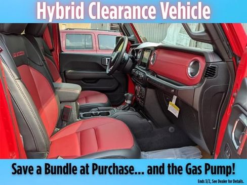 New 2023 Jeep Wrangler Unlimited Rubicon 4xe image 31