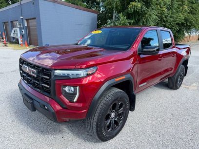 Used 2024 GMC Canyon Elevation w/ Convenience Package