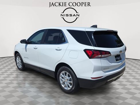 Used 2023 Chevrolet Equinox LT FWD image 7
