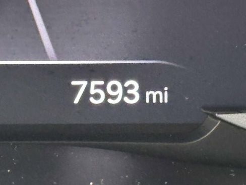 Used 2025 Genesis GV70 3.5T Sport w/ Sport Advanced Package image 32