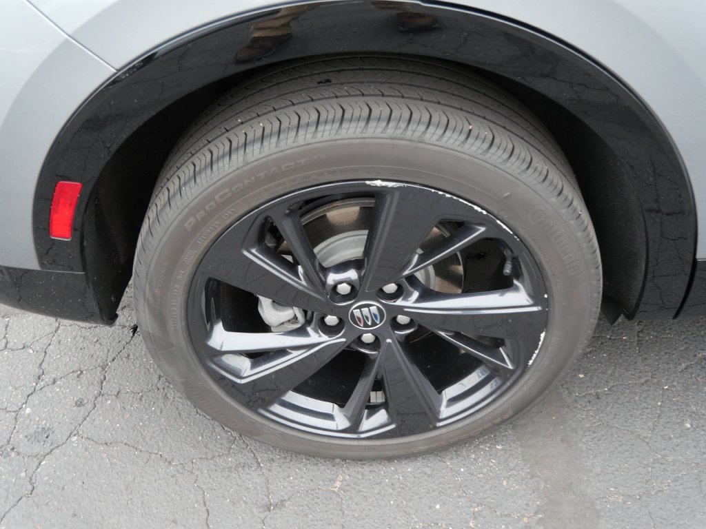 Used 2024 Buick Envision Sport Touring AWD/4WD image 9