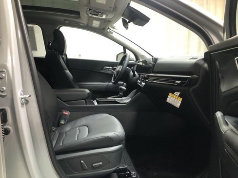 New 2026 Kia Sportage SX image 14