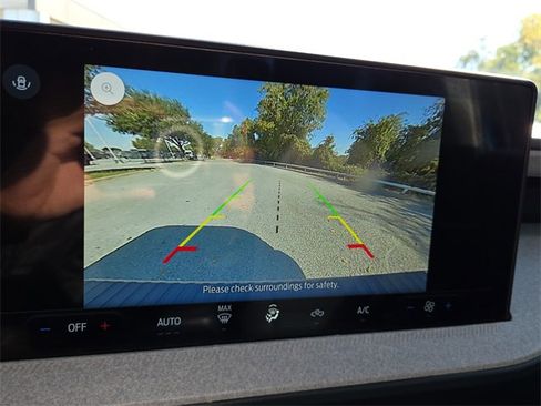 Certified 2025 Ford Maverick XLT w/ Equipment Group 302A image 20