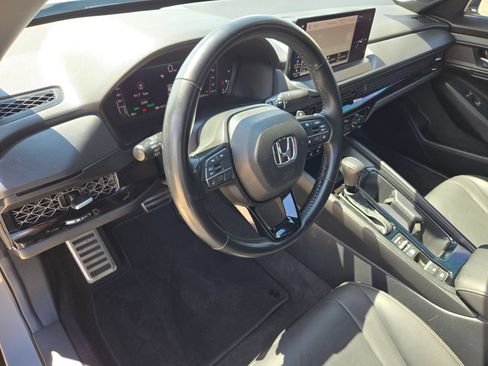 Used 2024 Honda Accord Sport image 11