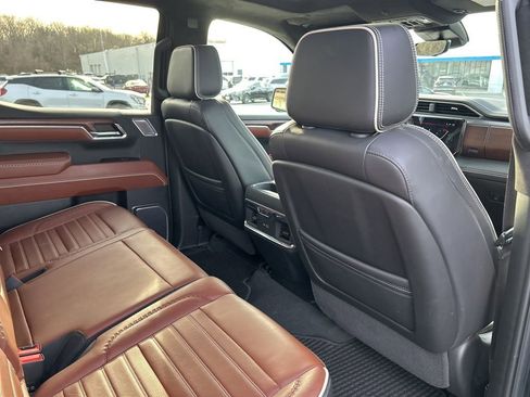 Used 2023 GMC Sierra 1500 Denali Ultimate image 42