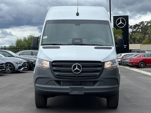 New 2025 Mercedes-Benz Sprinter 2500 image 8