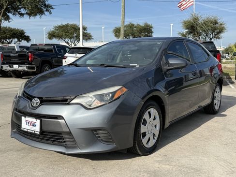 Used 2016 Toyota Corolla LE image 9