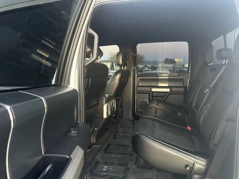 Used 2019 Ford F150 Lariat w/ Equipment Group 502A Luxury AWD/4WD image 23