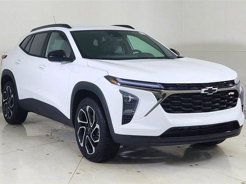 New 2026 Chevrolet Trax RS image 1