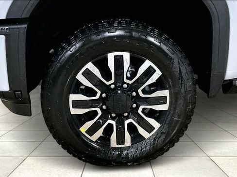 New 2026 GMC Sierra 3500 Denali Ultimate image 8