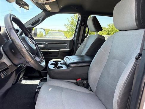 Used 2022 RAM 2500 Big Horn AWD/4WD image 18