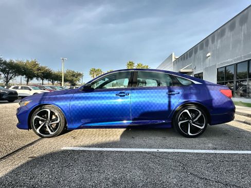 Used 2022 Honda Accord Sport image 3