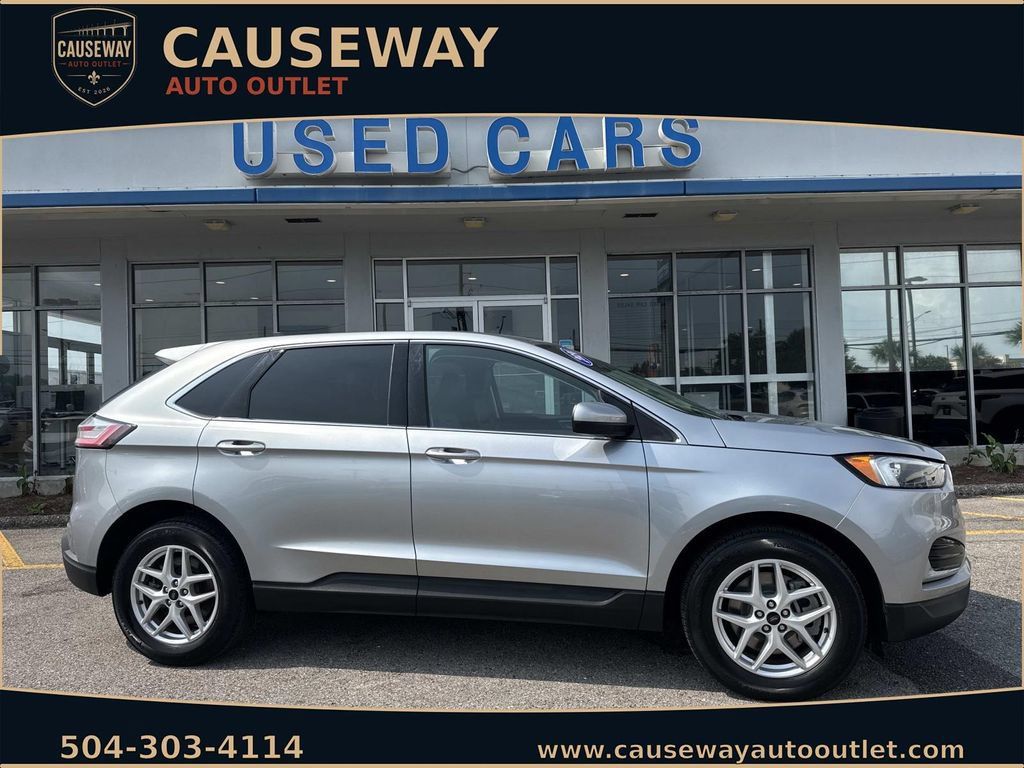 Used 2024 Ford Edge SEL AWD/4WD image 1