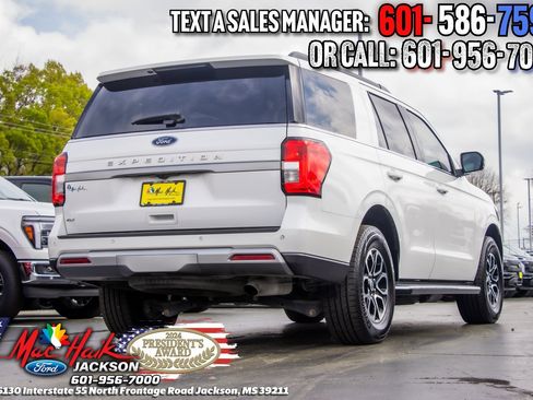 Certified 2023 Ford Expedition XLT image 4