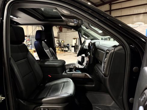 Used 2020 GMC Sierra 2500 Denali w/ Denali Ultimate Package AWD/4WD image 26