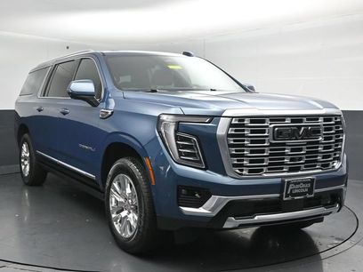 Used 2025 GMC Yukon XL Denali w/ Sun & Power Step Package
