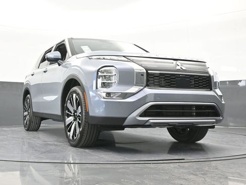 New 2026 Mitsubishi Outlander SE image 74