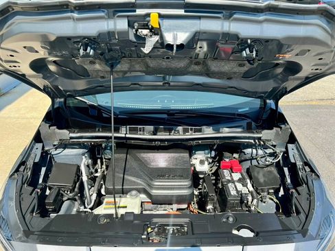 Used 2023 Nissan Leaf S image 11