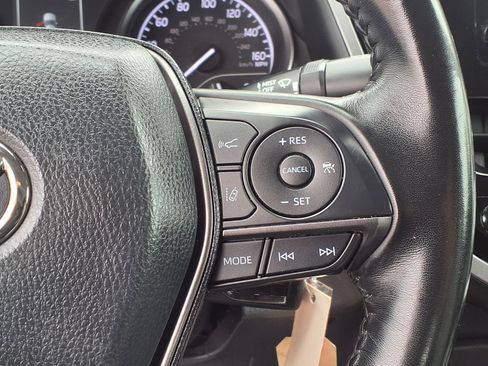 Used 2023 Toyota Camry SE image 7