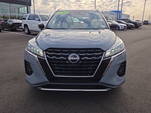 Used 2023 Nissan Kicks SR w/ SR Premium Package image 8