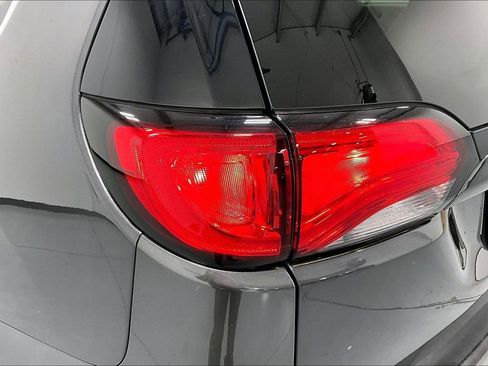 Used 2021 Chrysler Voyager LX FWD image 36