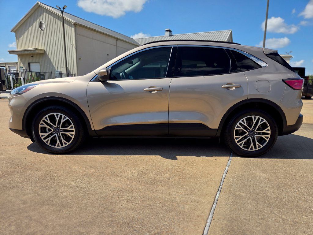 Certified 2020 Ford Escape SEL FWD image 8
